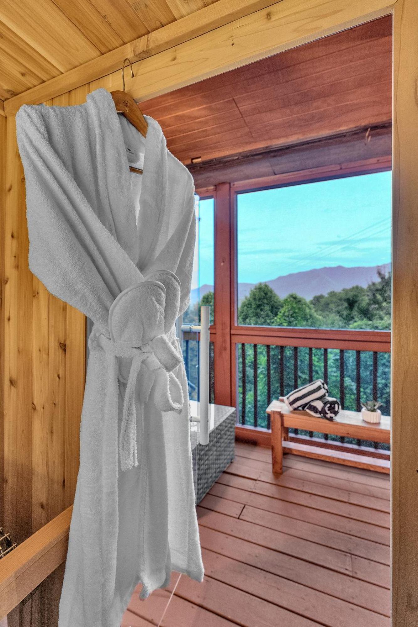 גטלינבורג Family Chalet With Sauna, Hottub, Heavenly Views! Mins To Downtown! מראה חיצוני תמונה