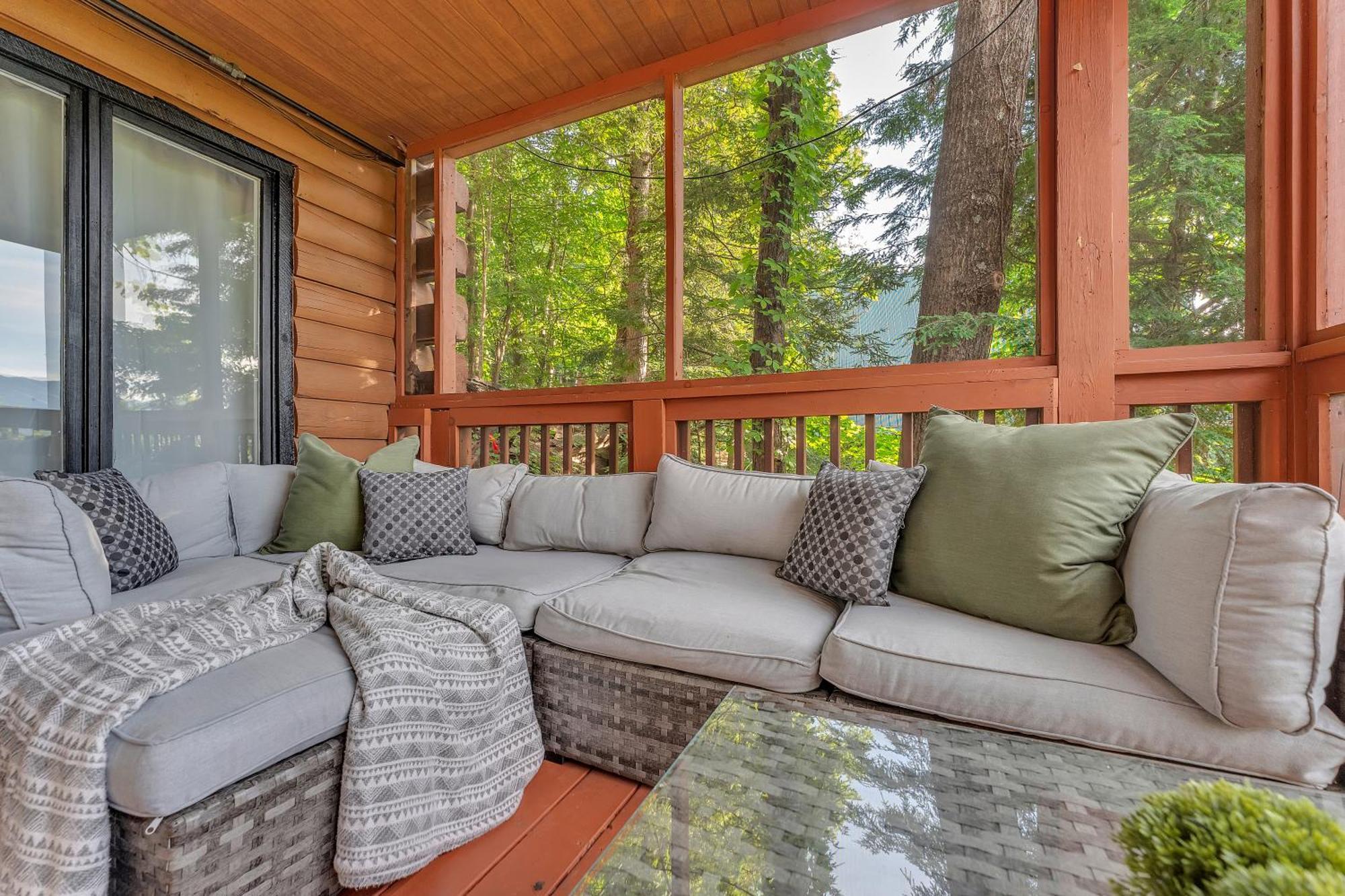 גטלינבורג Family Chalet With Sauna, Hottub, Heavenly Views! Mins To Downtown! מראה חיצוני תמונה